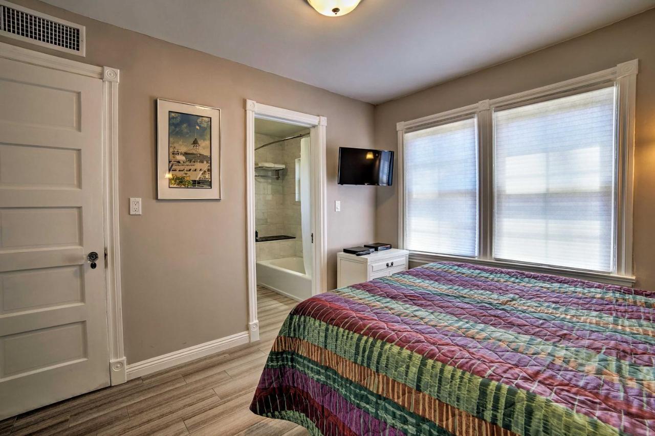 Updated Home On Catalina Island Walk To The Coast Avalon Exterior photo